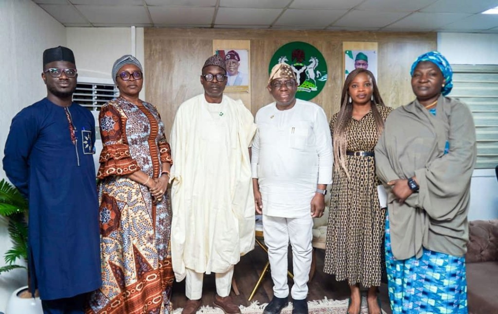 ED-Meets-Nigerian-StateMinister-160226-03